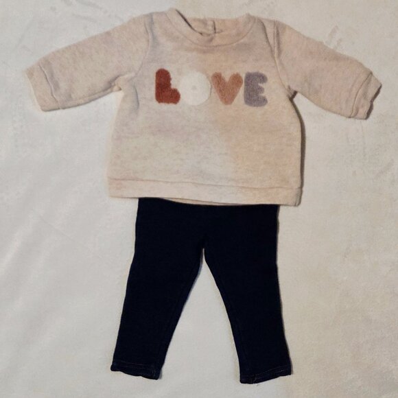 Baby Girl Sweater & Jeans size 0-3 months - Picture 5 of 5